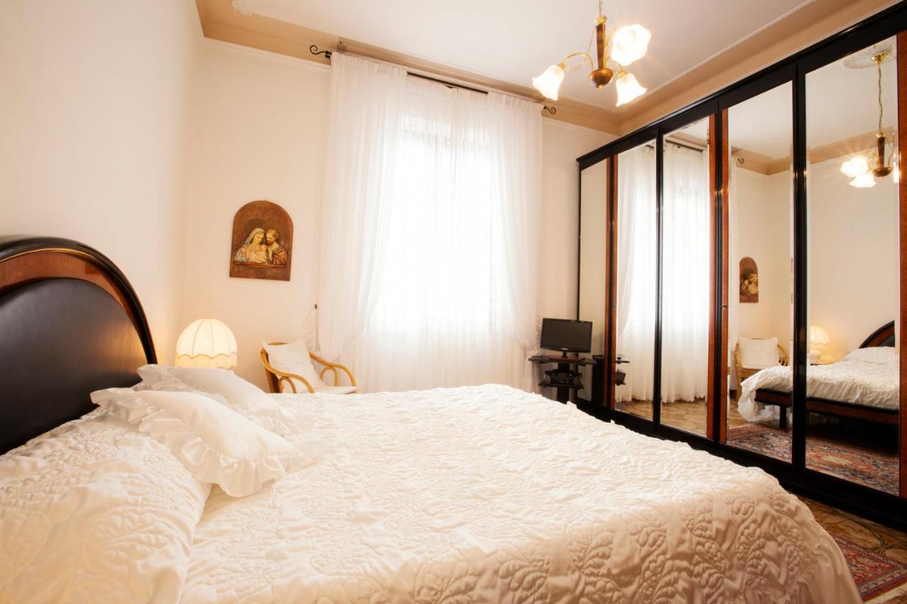 Room Cavour, Nearby Cinqueterre La Spezia Esterno foto